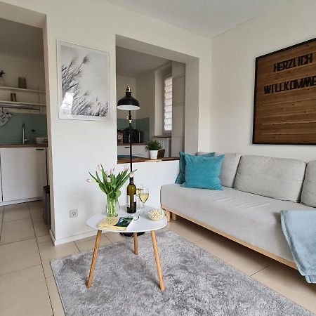 Neu Eingerichtetes Apartment #1 Mit Wlan !Sauna & Hot Tub Zubuchbar! Senftenberg Bagian luar foto