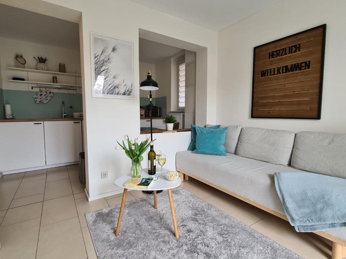 Neu Eingerichtetes Apartment #1 Mit Wlan !Sauna & Hot Tub Zubuchbar! Senftenberg Bagian luar foto