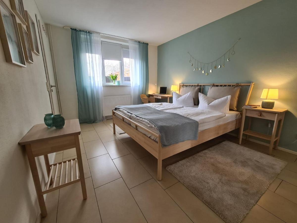 Neu Eingerichtetes Apartment #1 Mit Wlan !Sauna & Hot Tub Zubuchbar! Senftenberg Bagian luar foto